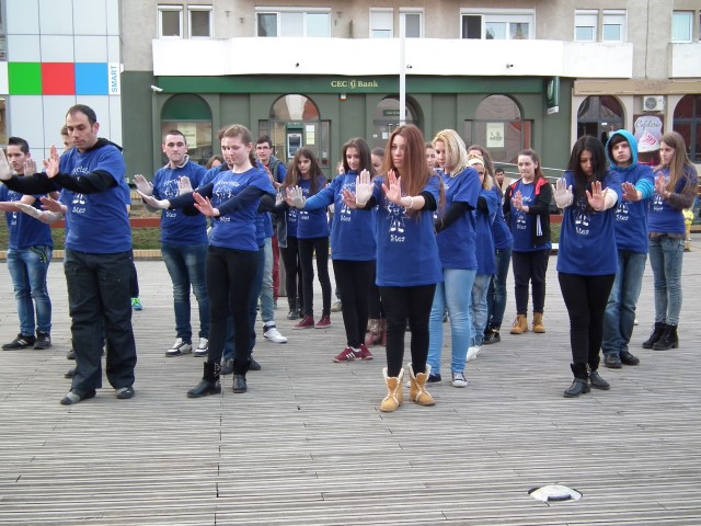 Flashmob organizat de Asociația „Stea”