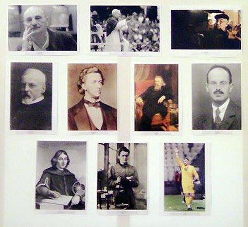 Expoziție de fotografii la Castelul Karolyi
