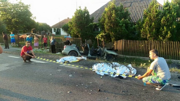 Accident cu trei morţi şi patru răniţi la Ciuperceni (Foto)
