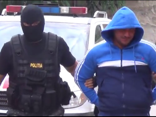 Traficant de droguri, reținut pentru 24 de ore. Dealer-ul vindea stupefiante și în cluburile din Satu Mare