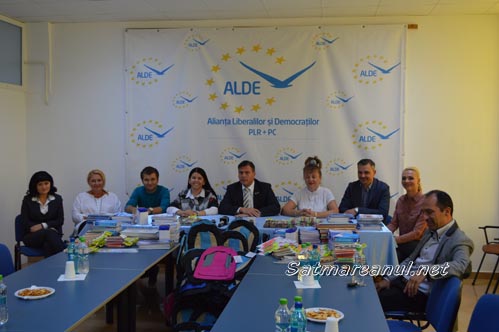 ALDE Satu Mare va dărui 200 de ghiozdane elevilor din județ