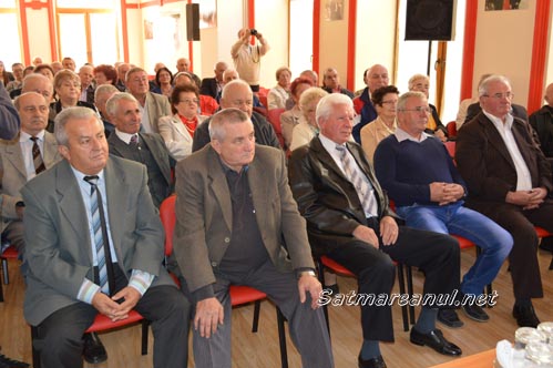 Seniorii social-democrați, sărbătoriți la sediul PSD Satu Mare