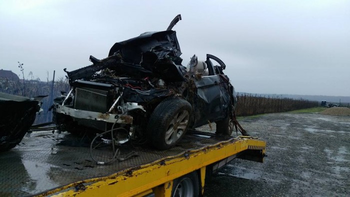 Accident cu patru răniţi pe drumul spre Viile Satu Mare. Fiul deputatului Ovidiu Silaghi se afla în maşină (foto)