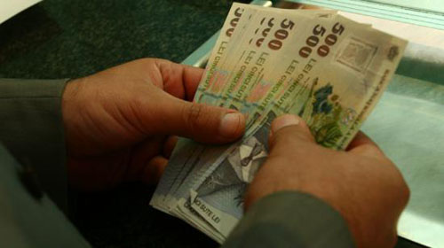 Guvernul a sesizat Curtea Constituțională în privința pensiilor speciale ale aleșilor locali