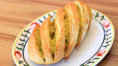 Pâine acordeon cu brânză
