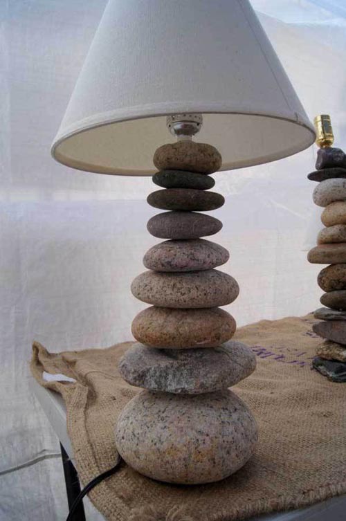 Cum să realizezi decorațiuni ingenioase cu piatră de râu (Foto)