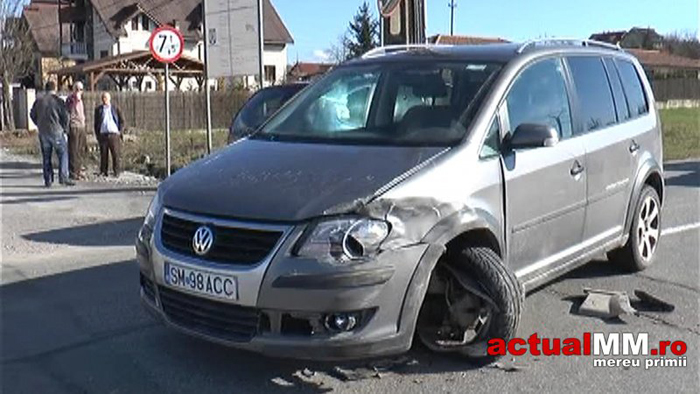 Mașină înmatriculată în Satu Mare, implicată într-un accident în Maramureș (Forto&video)