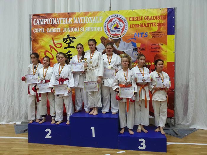 12 medalii de aur pentru CSM Satu Mare la Campionatul Național de Karate