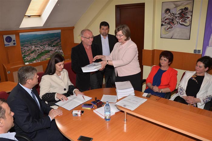 Aurelia Fedorca şi-a depus candidatura la Primăria oraşului Negreşti-Oaş