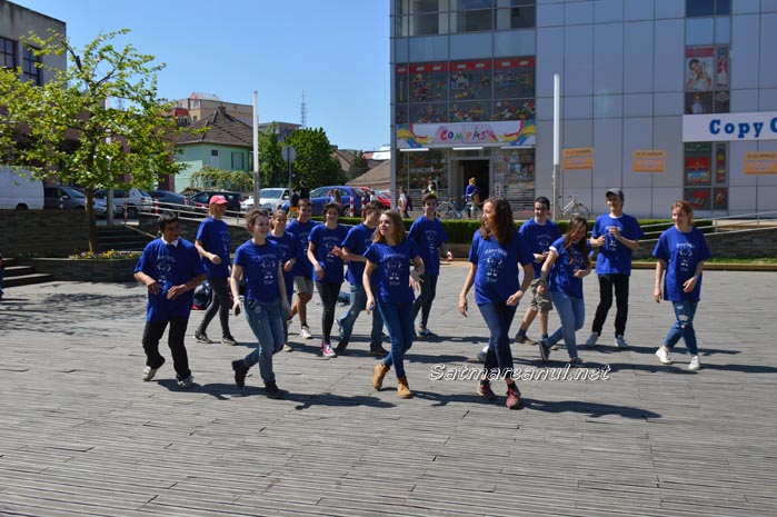 Flashmob pentru copiii străzii de la Asociația „Stea”