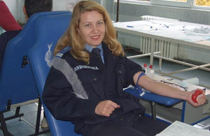 Jandarmii sătmăreni donează sânge