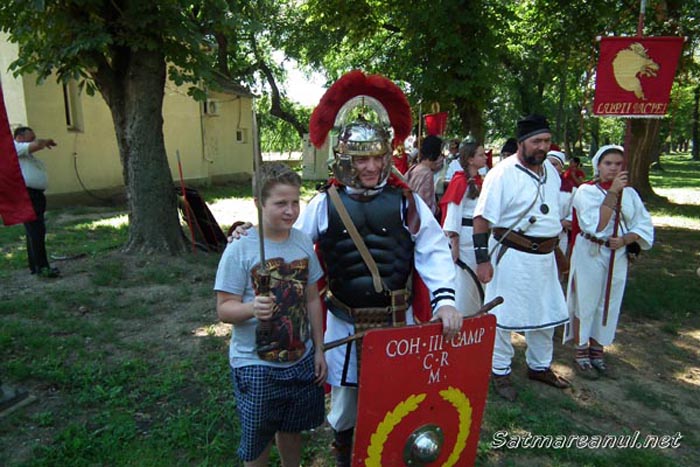 Fii și tu voluntar la Festivalul Medieval „Villa Karul”, Caravana filmelor TIFF și AUGUSTFEST 9 !
