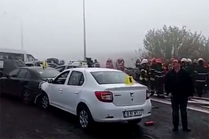 Carnagiu pe o autostradă din România. Vezi detalii (Foto)