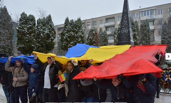 Sute de negreșteni la Ziua Națională a României (Foto)