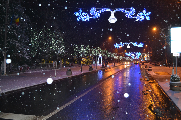 Orașul Negrești-Oaș a îmbrăcat straie de sărbătoare (Foto)