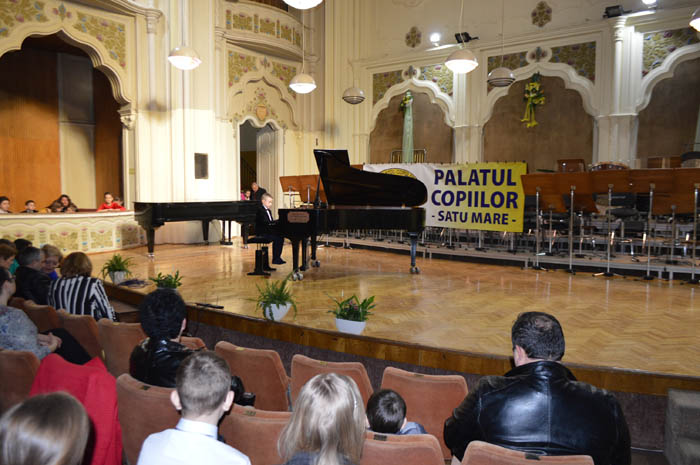 A început Concursul Național de pian „Prietenii Muzicii” de la Satu Mare (Foto&video)