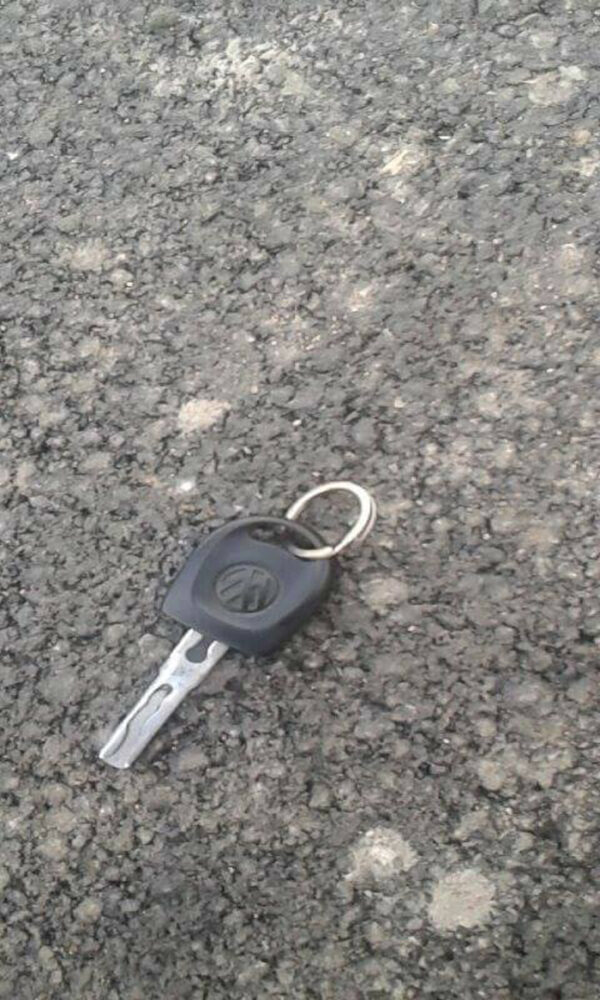 Cheie de mașină găsită pe Drumul Careiului. Proprietarul, căutat pe Facebook (Foto)
