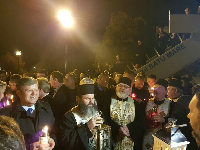 Lumina Sfântă a ajuns la Satu Mare (Foto)