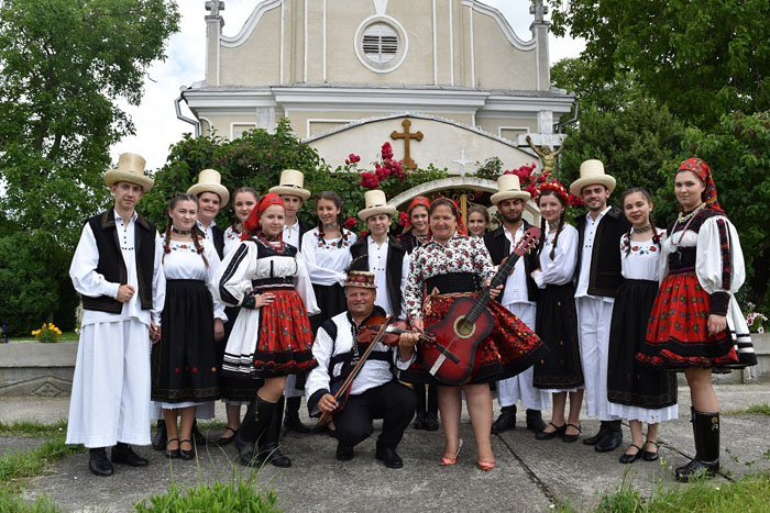 Dănțăușii apreciați la „Festivalului Tradițiilor” de la Amați