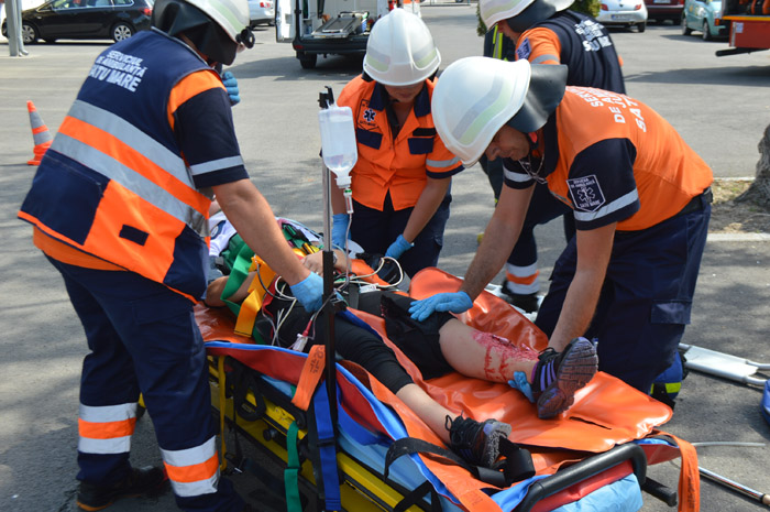 Accident grav. O femeie transportată la Urgențe (Foto&video)