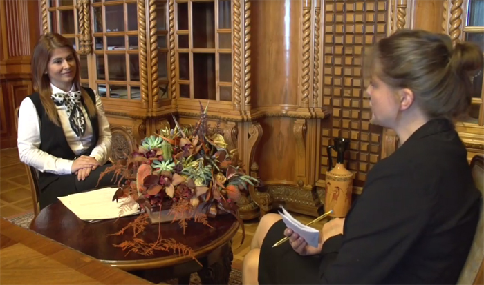 O zi cu deputatul tău. Interviu cu parlamentarul sătmărean Ioana Bran (Video)