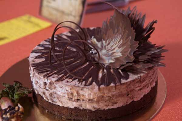 Tortul Anului 2018 va fi un tort de ciocolată
