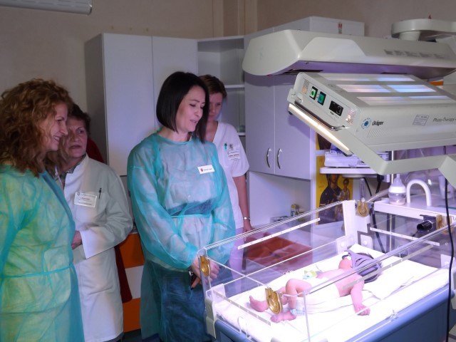 Amalia Năstase vine la Satu Mare. Donație importantă pentru secția de Neonatologie
