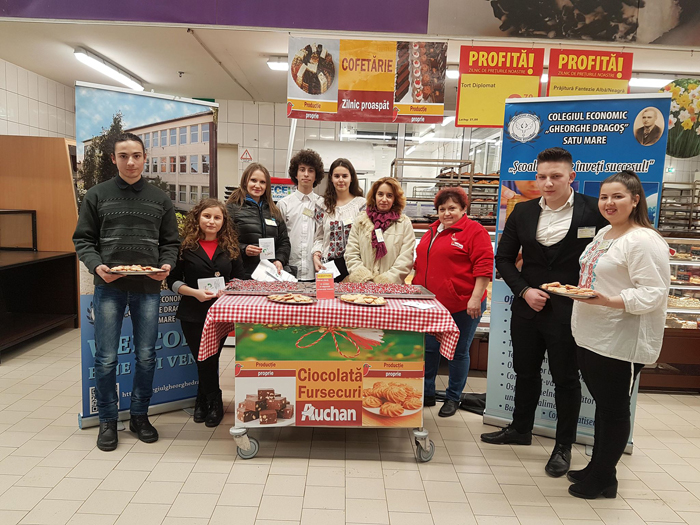 „Mărțișoare dulci”, cadoul elevilor Colegiului Economic „Gheorghe Dragoș” (Fotogalerie)