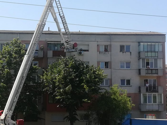 Interventie in forta in Micro 17. Ce se intampla (Foto)