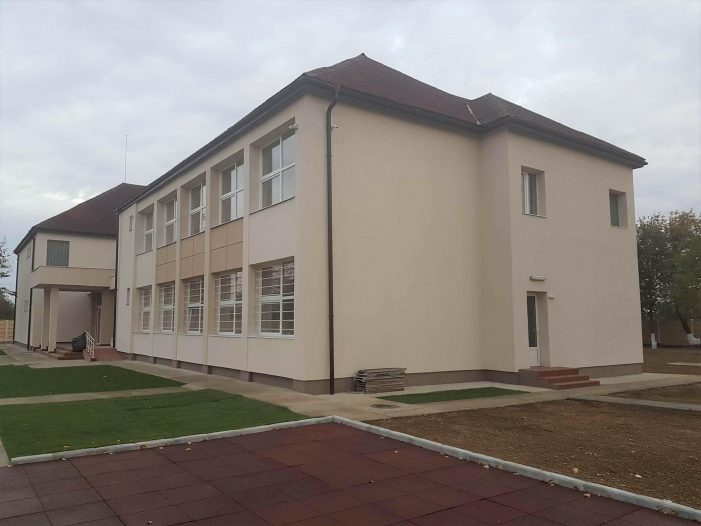 Fosta Scoala nr. 13 a fost reabilitata (Foto)
