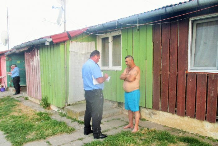 Razie pe strada Zefirului. Au fost verificate peste 100 de persoane