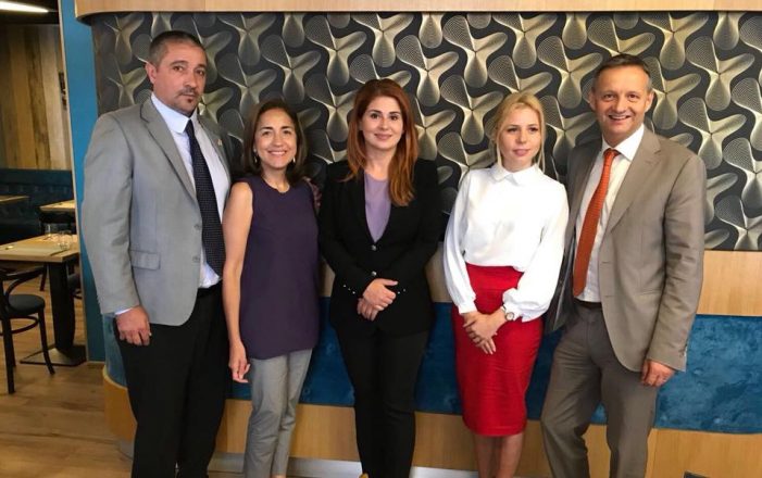 Ministrul Ioana Bran a primit vizita unei delegatii de la Comisia Europeana (Foto)
