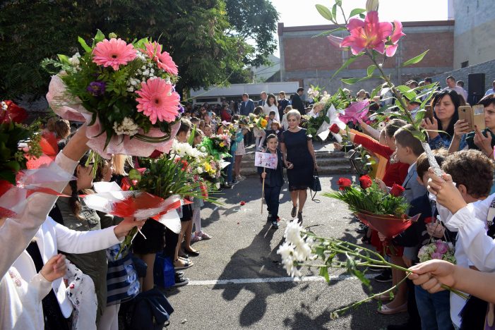 Inceput de an scolar la „Grigore Moisil”. Prefectul Darius Filip, prezent la eveniment (Foto)