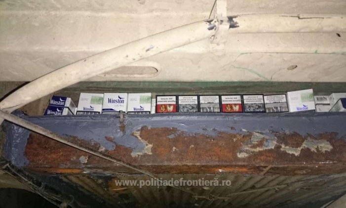 Tigari ascunse in podeaua masinii. Autoturismul, indisponibilizat la vama