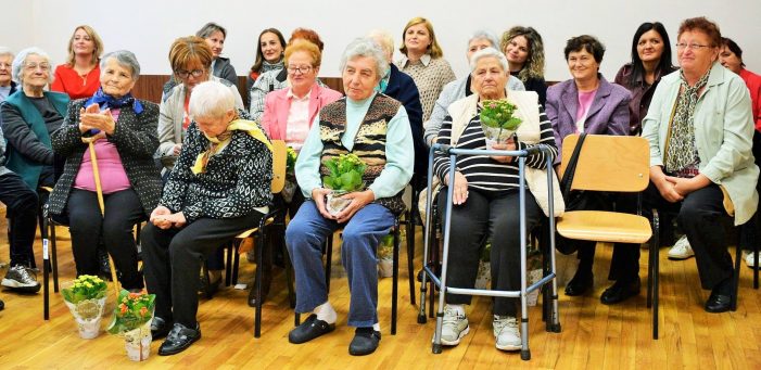Centru de zi pentru varstnici. Consilierii au aprobat