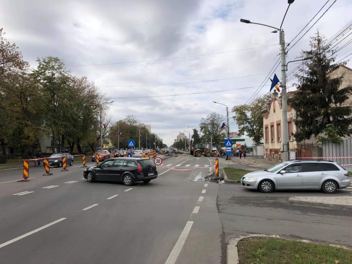 Statie de autobuz suspendata temporar (Foto)