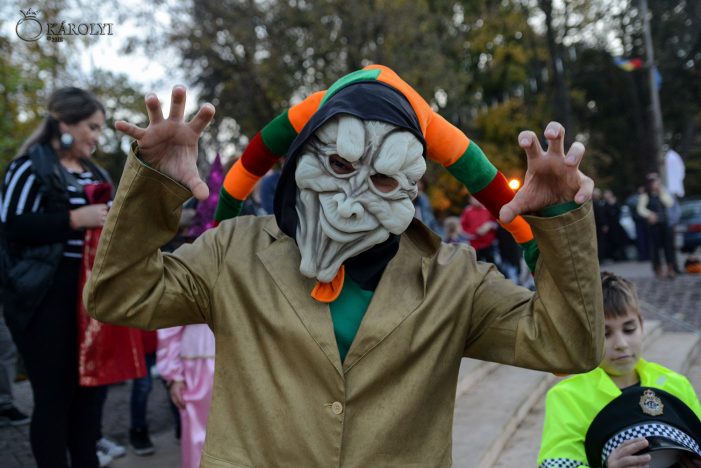 Halloween Party la amfiteatru. Cea mai înspăimântătoare mască (Foto)