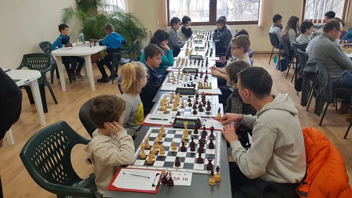 Cine sunt castigatorii week-end-ului sahistic (Foto)