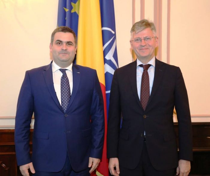 Ministrul Gabriel Les, intalnire cu subsecretarul general ONU
