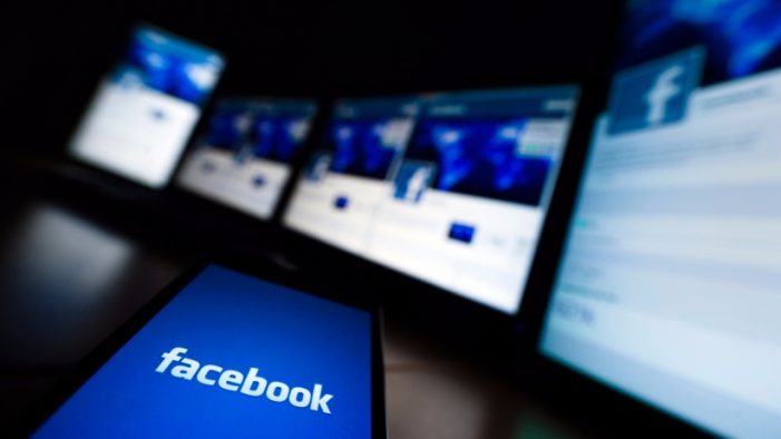 Condamnat la 2 ani de inchisoare. A intrat in contul de Facebook al iubitei