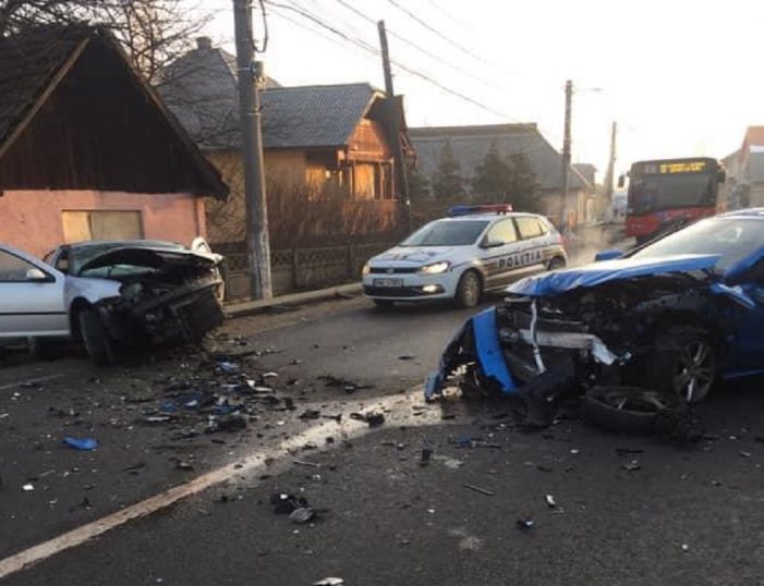 Accident grav. Trafic blocat (Foto)