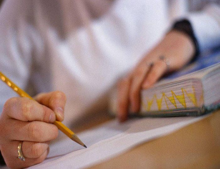 A inceput numaratoarea inversa ! Inca putin si avem primele rezultate la titularizare !