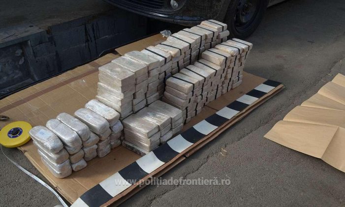 Captură de heroină ! Peste 80 de kg de droguri (Foto)