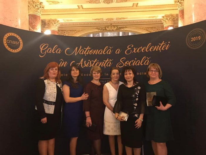 Gala Excelenței în Asistența Socială. O sătmăreancă, premiată la Ateneu (Foto)