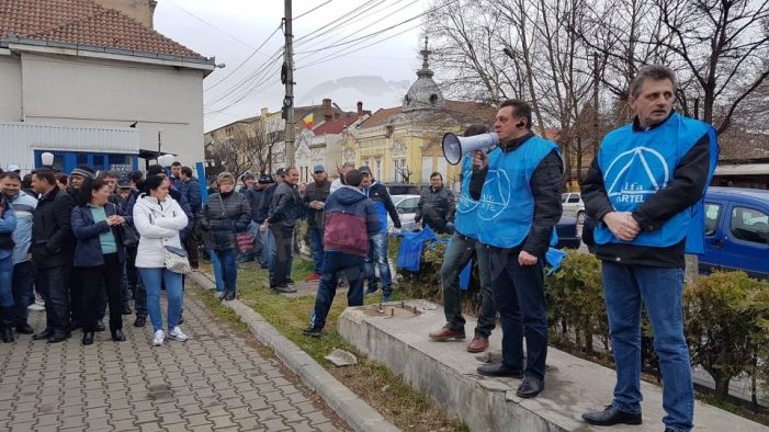 Conducerea Electrolux explică: De ce nu acceptă cerințele sindicaliștilor
