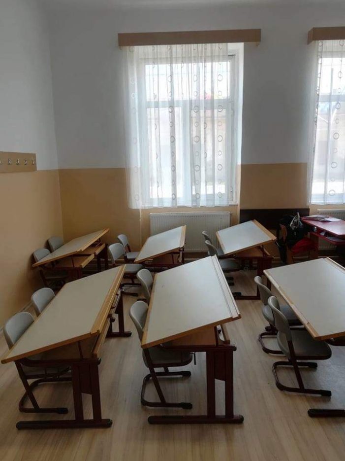 Donație pentru școala din Craidorolț (Foto)