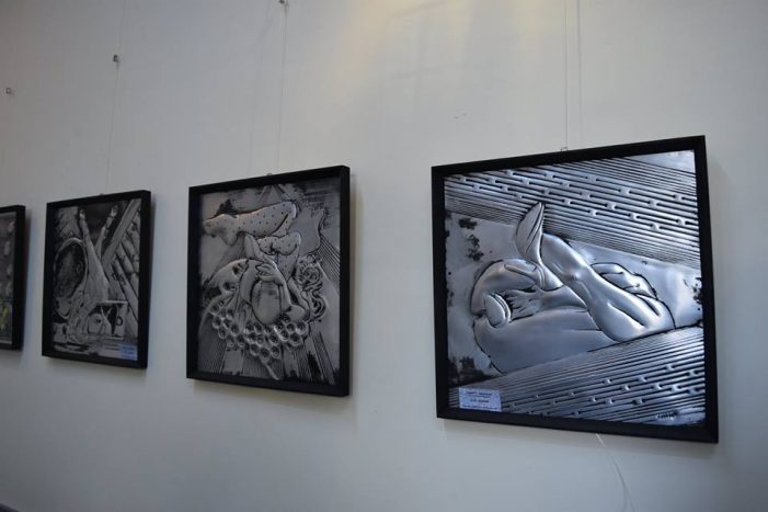Sculpturi in relief. Expozitie deschisa la Centrul de Creație