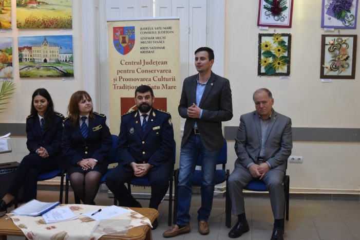La Satu Mare puteți vedea cam ce și cum pictează uneori deținuții