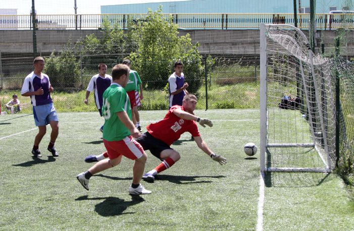 Tocmai a început, la Negrești-Oaș, etapa finală a campionatului național școlar de fotbal