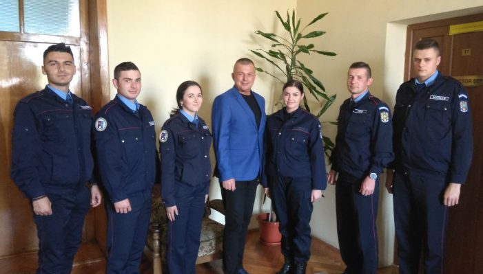 Au terminat cu teoria. Încep practica, dar n-o să-i omoare